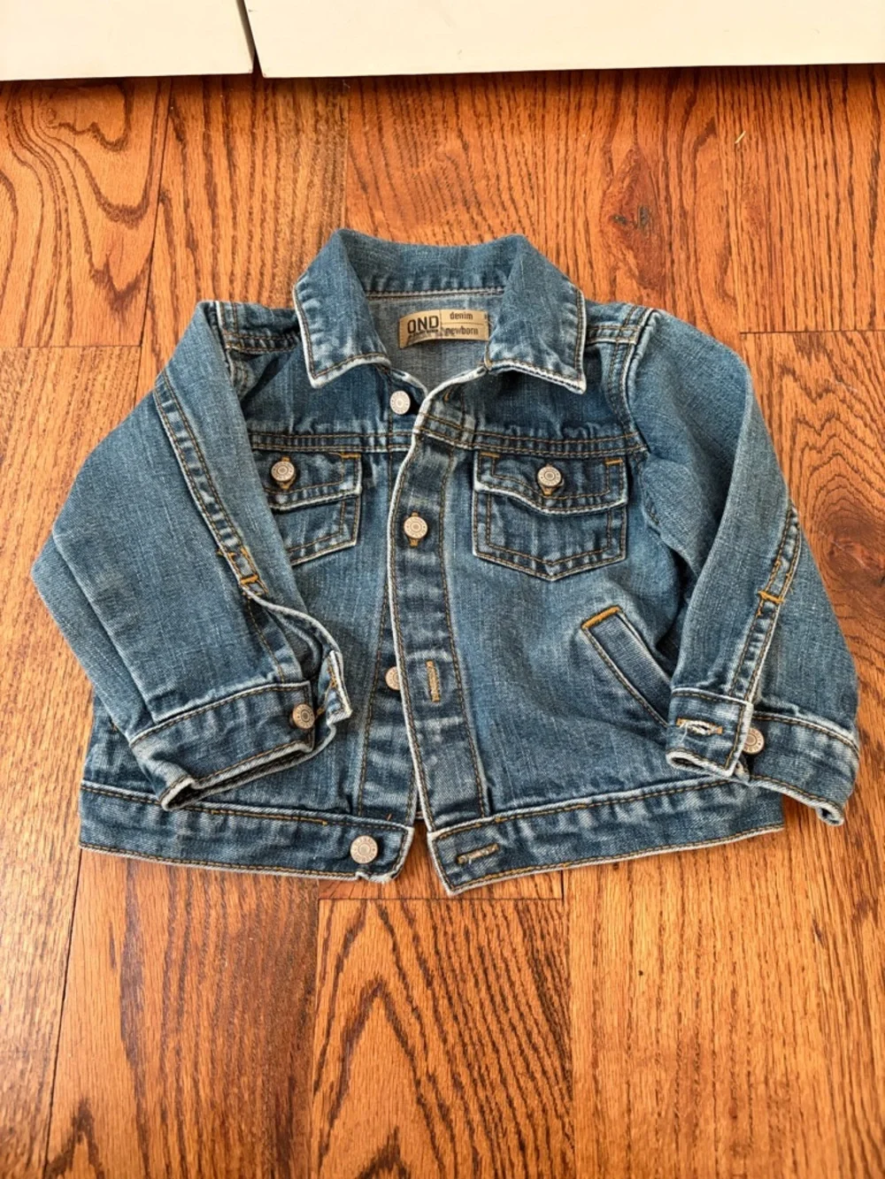 Old Navy Denim Jacket for Baby Size 6-12 months